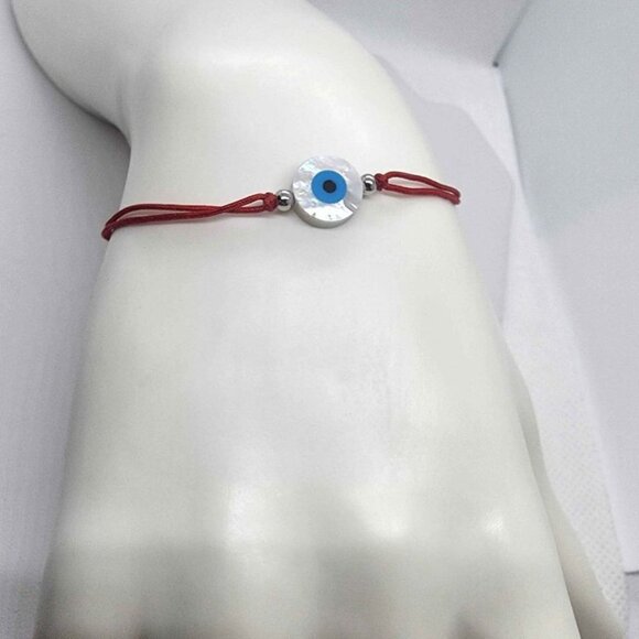 New Round Evil Eye Design With Red string Bracelet - Picture 1 of 3